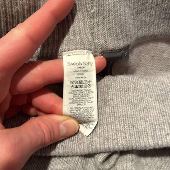 Sweaty Betty 100% Wool Set - Picture 7 of 7